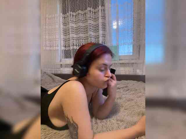 RedKettie webcam