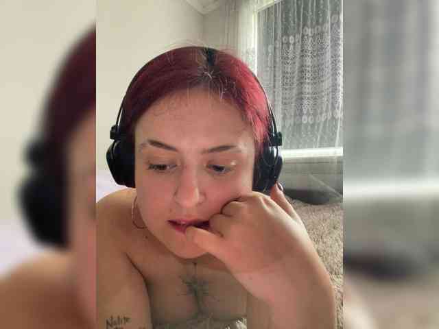RedKettie webcam