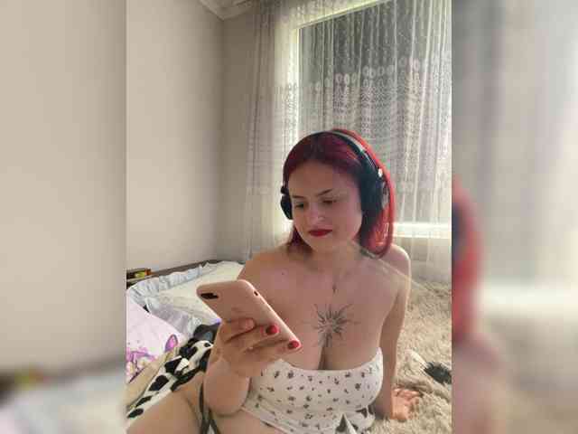 RedKettie webcam