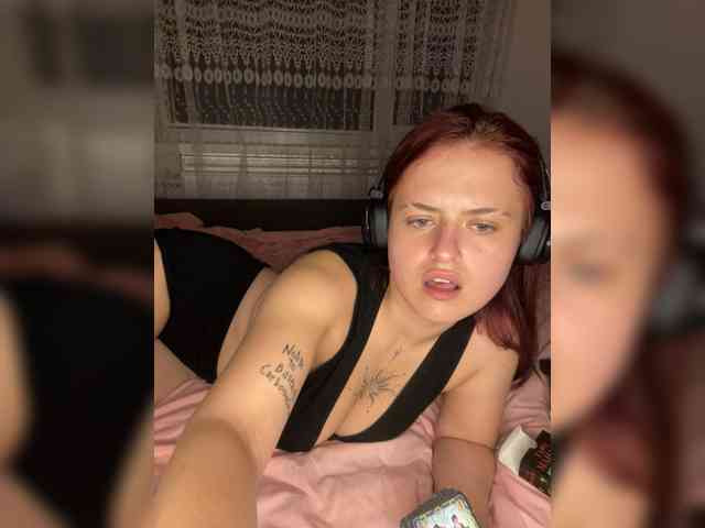 RedKettie webcam