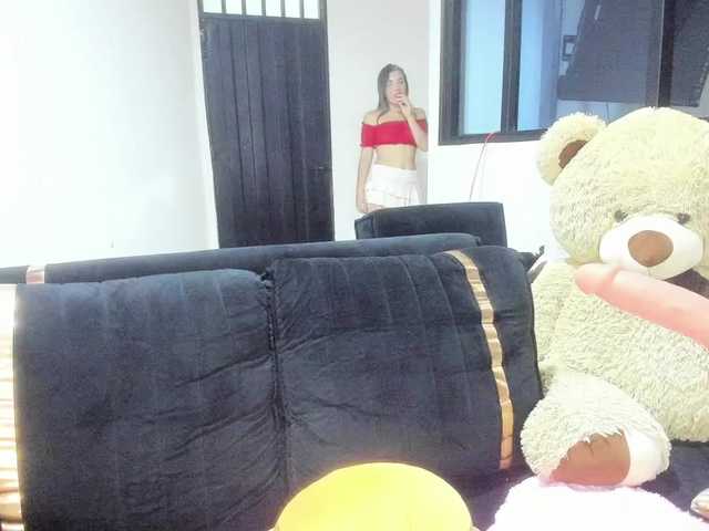 sara-candy live cam on BongaCams