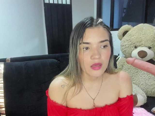 sara-candy live cam on BongaCams