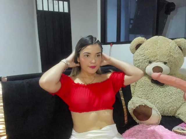 sara-candy live cam on BongaCams