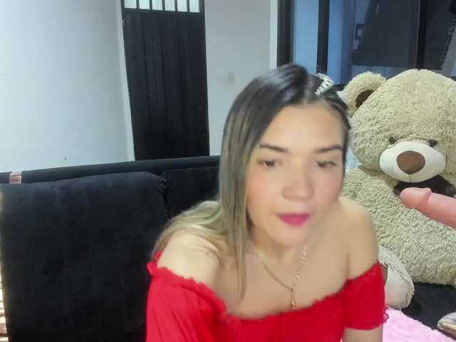 sara-candy live cam on BongaCams