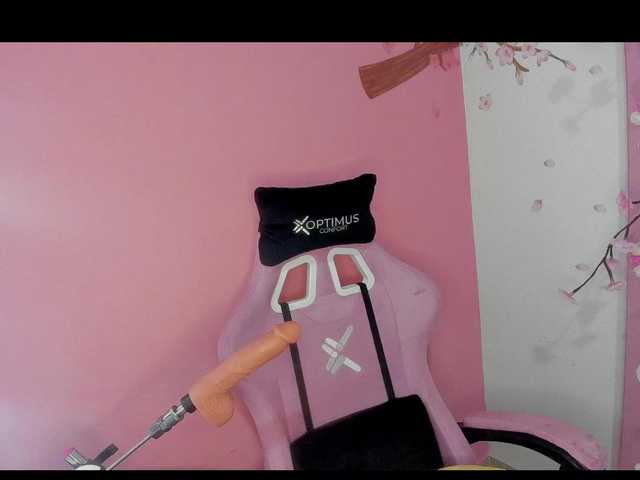 sara-candy live cam on BongaCams