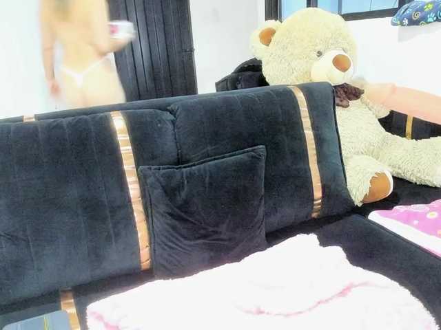 sara-candy live cam on BongaCams