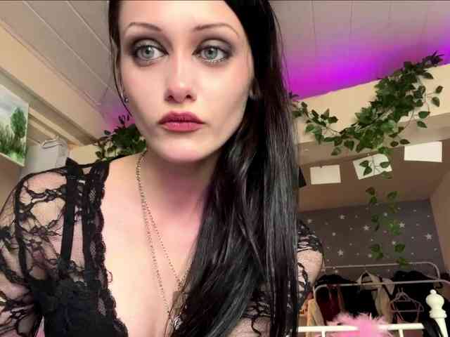 HanaMayoka webcam