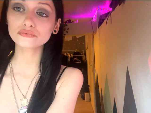 HanaMayoka webcam