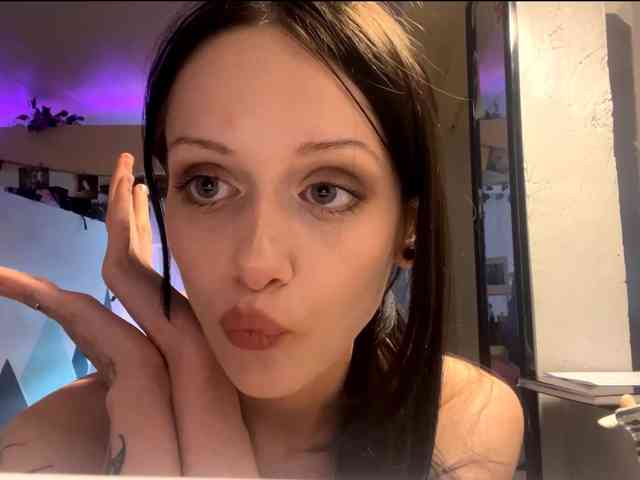 HanaMayoka webcam