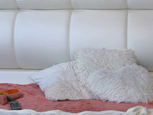 tiny-tease online