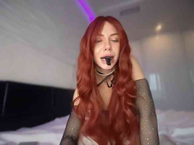 Модель: ArielPussy