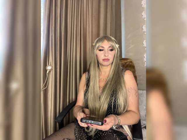Alia666BFD live cam on BongaCams