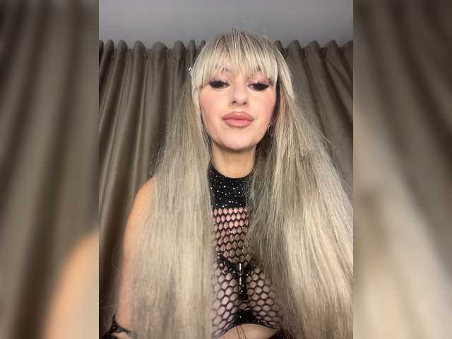 Alia666BFD live cam on BongaCams