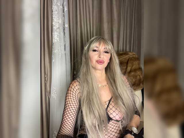 Alia666BFD live cam on BongaCams