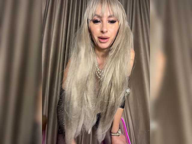 Alia666BFD live cam on BongaCams