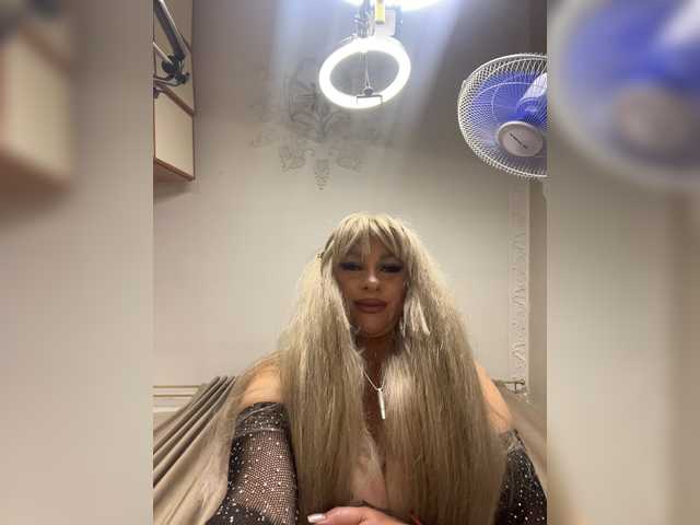 Alia666BFD live cam on BongaCams