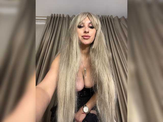 Alia666BFD live cam on BongaCams