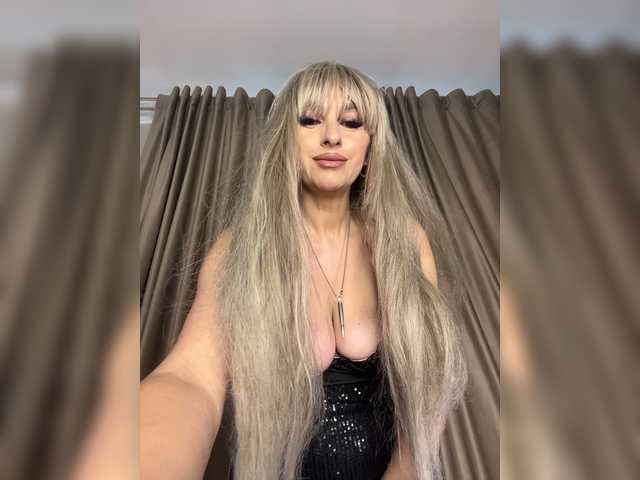 Alia666BFD live webcam show