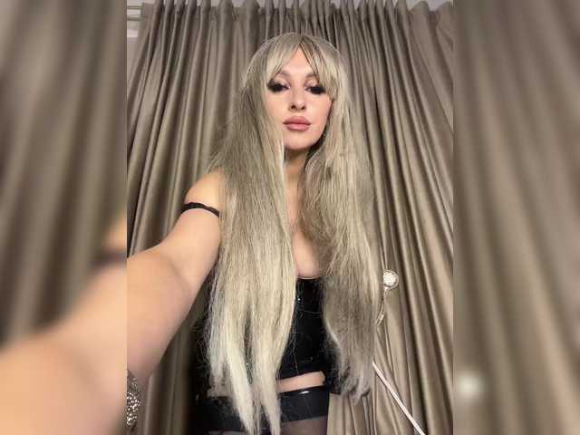 Alia666BFD live webcam show
