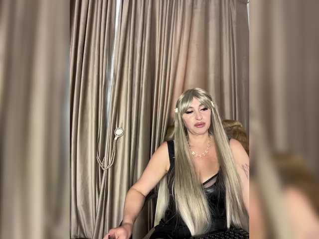 Alia666BFD live cam on BongaCams