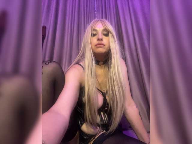 Alia666BFD live cam on BongaCams