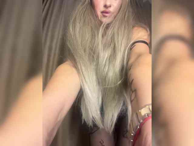 Alia666BFD Live Webcam on BongaCams