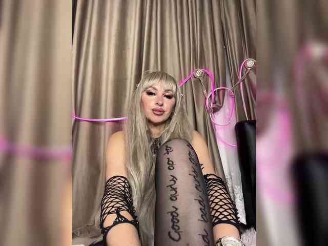 Alia666BFD webcam