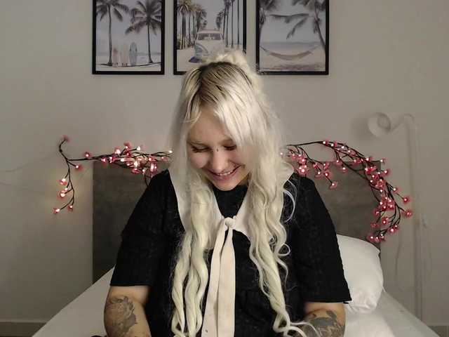 Martela-meri live cam on BongaCams