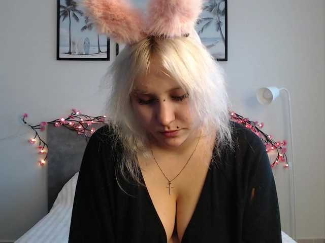 Martela-meri live cam on BongaCams