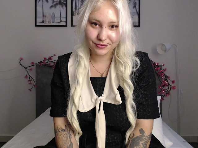Martela-meri live cam on BongaCams