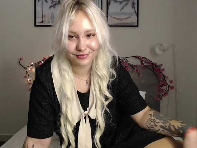 Martela-meri live cam on BongaCams