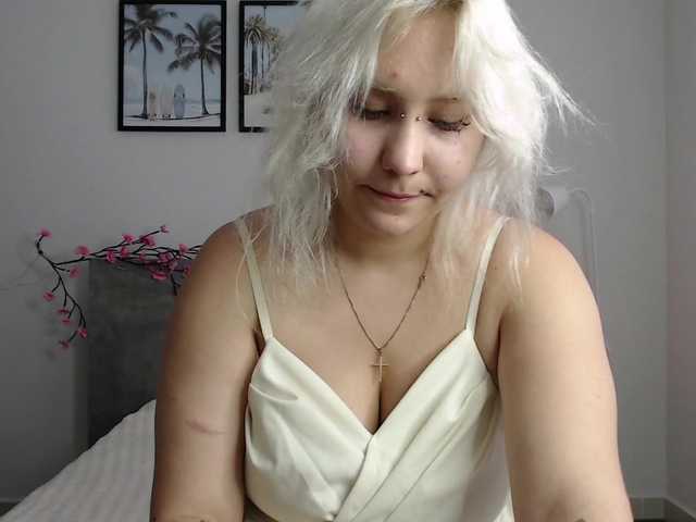 Martela-meri live cam on BongaCams