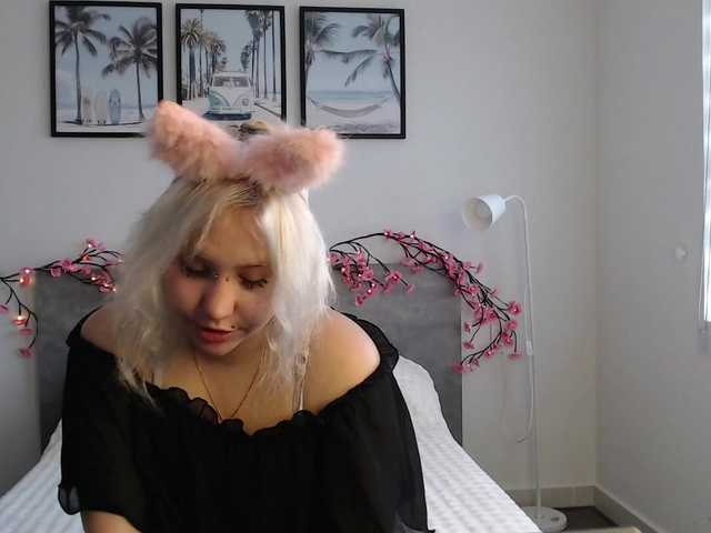 Martela-meri live cam on BongaCams