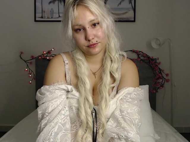 Martela-meri live cam on BongaCams