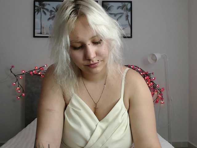 Martela-meri live cam on BongaCams