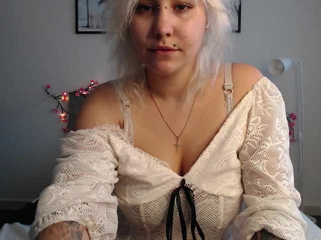 Martela-meri live cam on BongaCams