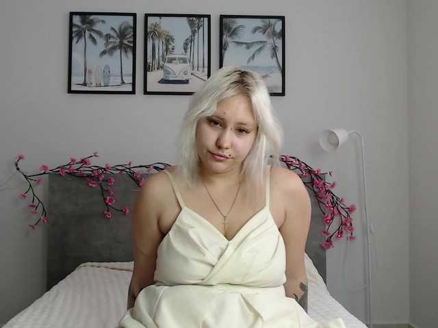 Martela-meri live cam on BongaCams