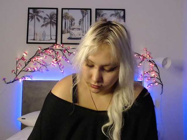 Martela-meri live cam on BongaCams