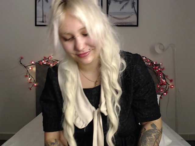 Martela-meri live cam on BongaCams