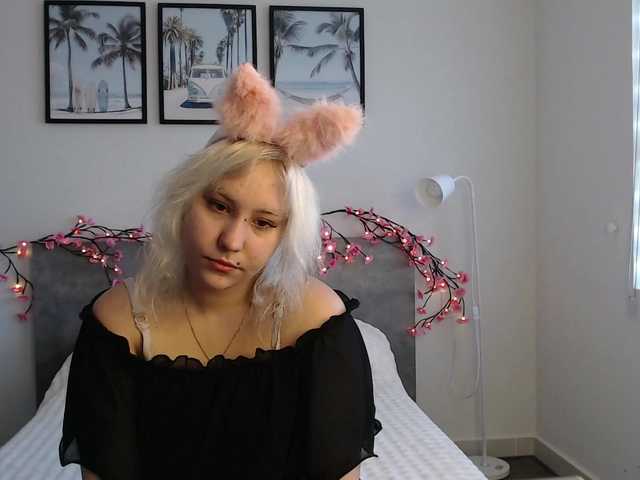 Martela-meri live cam on BongaCams