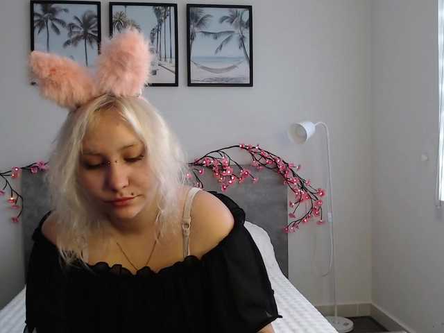 Martela-meri live cam on BongaCams