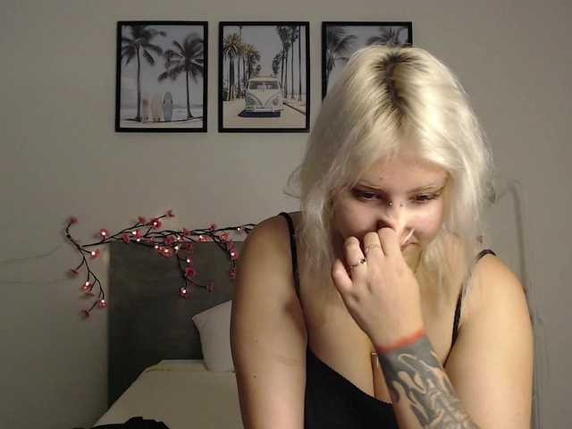 Martela-meri live cam on BongaCams