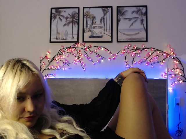 Martela-meri live cam on BongaCams