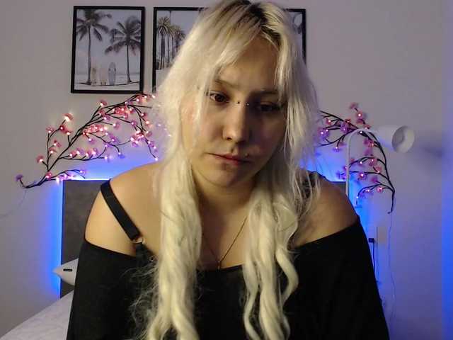 Martela-meri live cam on BongaCams