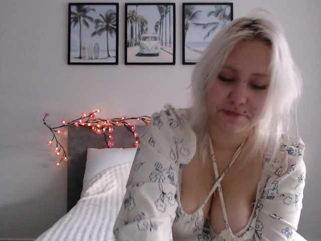 Martela-meri live cam on BongaCams