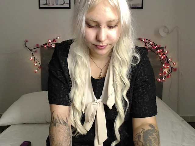 Martela-meri live cam on BongaCams