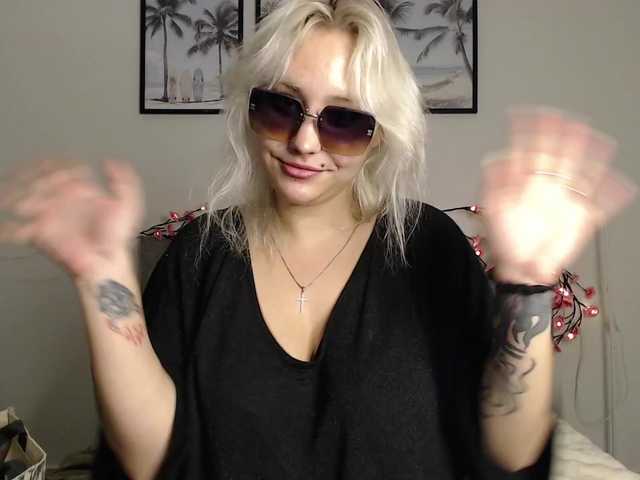 Martela-meri live cam on BongaCams