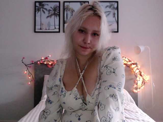 Martela-meri live cam on BongaCams