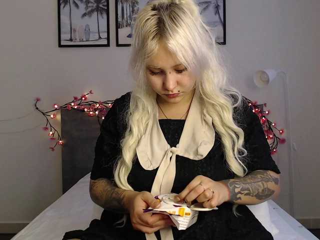 Martela-meri live cam on BongaCams