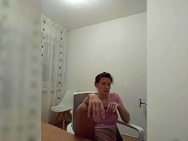 -COVID-19-, live now on BongaCams